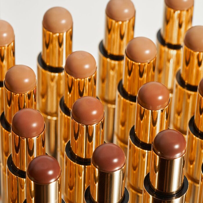 Relevant Skin Rele-Wand™ 3-N-1 Foundation | Dynamic - Image 3