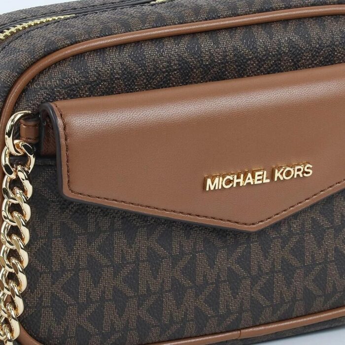 Michael Kors 2025 Collection Maisie Small 2-in-1 Camera Bag in Signature Brown - Image 5