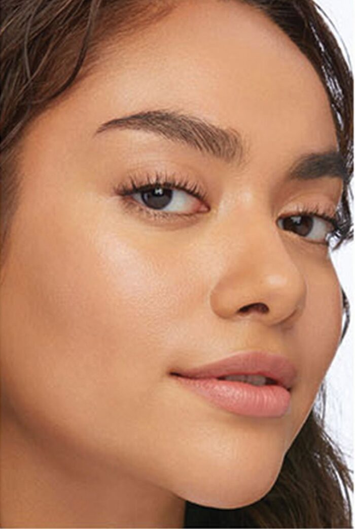 Maybelline Fit Me Tinted Moisturizer Natural Coverage-220 - Image 4
