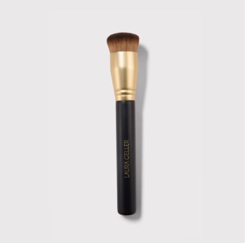 Laura Geller Full Coverage Foundation Blending Brush The perfect brush for building
